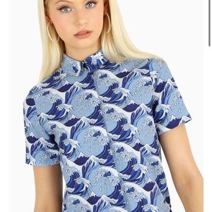 Sz Small NWOT Blackmilk great sharkie boss shirt